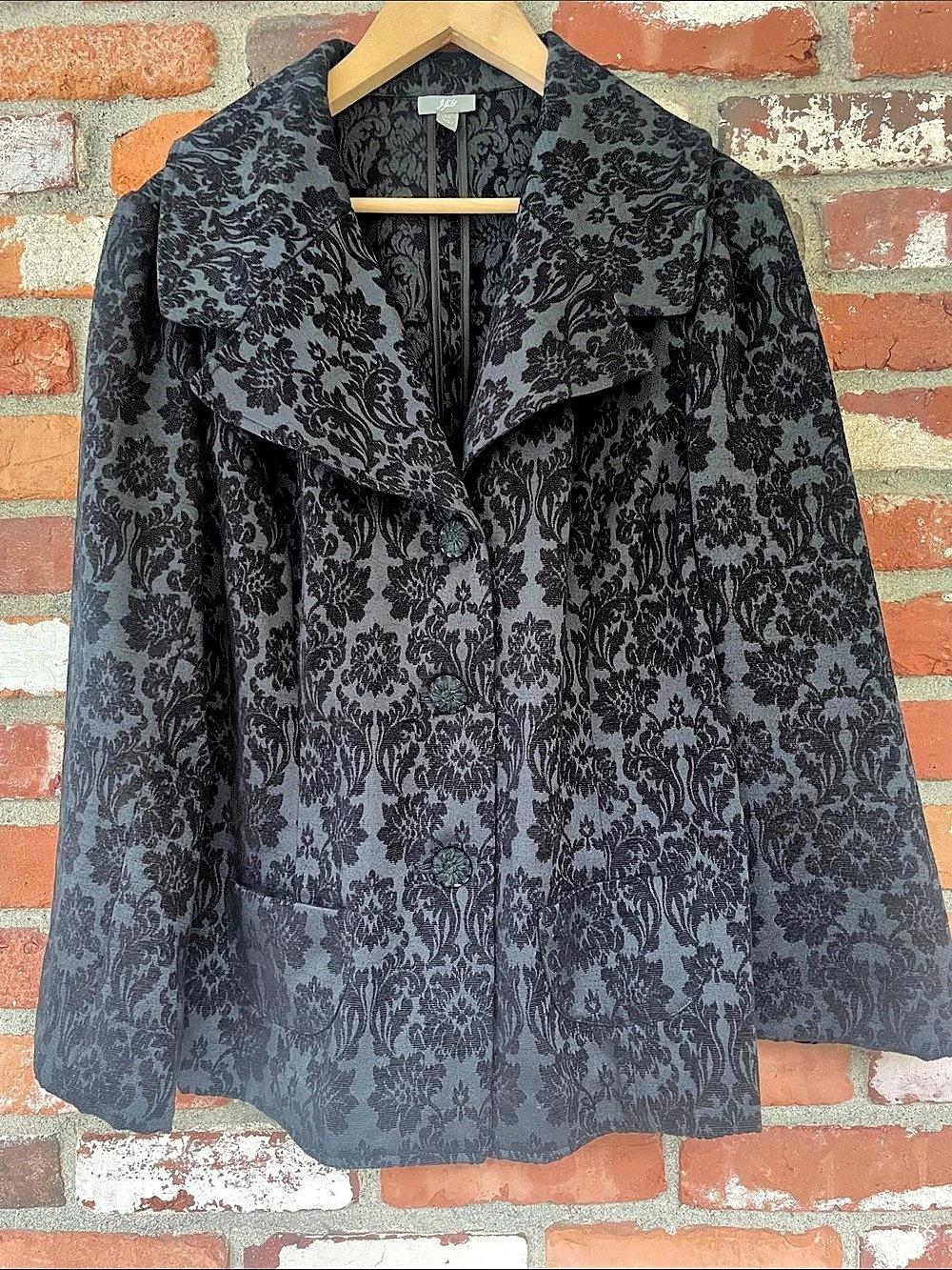 J. Jill Floral Jacquard Blazer Gray & Black Medium Like New